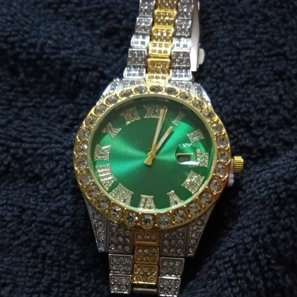 Elegant Gold and Silver Women's Watch